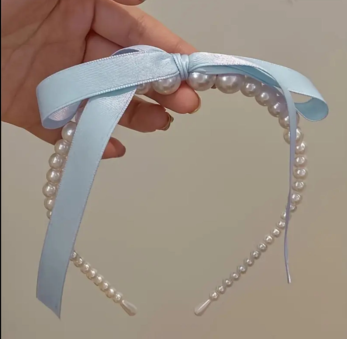 Diadema de Perlas con Lazo